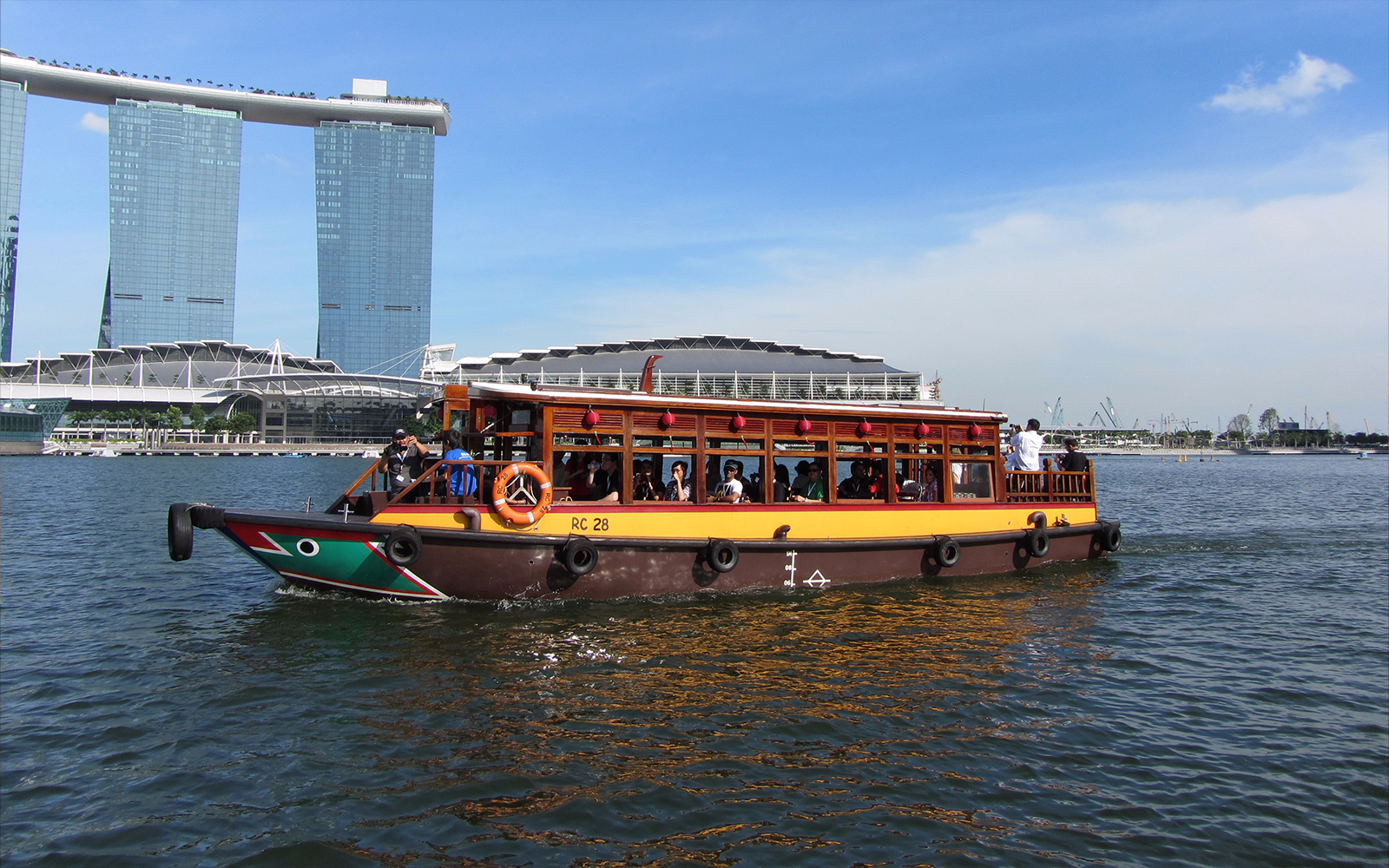 River Cruise Singapore - Image 3