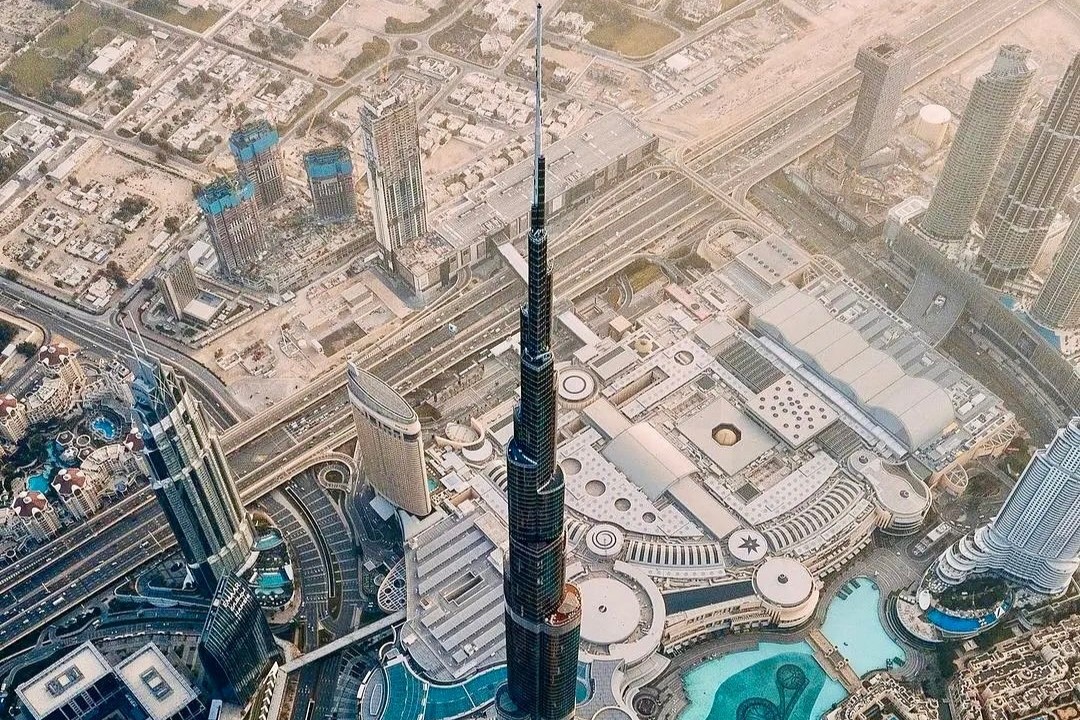 Burj Khalifa - At The Top Sky - Image 8
